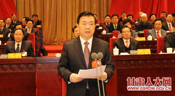 2月1日上午，省十二届人大三次会议举行第三次全体会，省委书记、省人大常委会主任王三运讲话