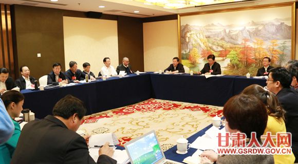 3月6日，甘肃代表团分组审议政府工作报告